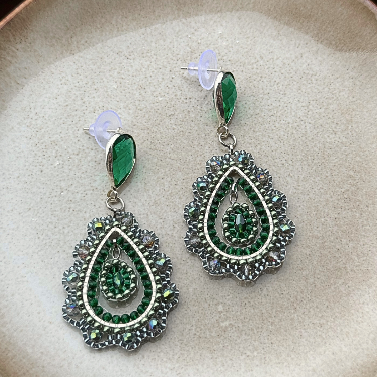 Emerald Teardrop