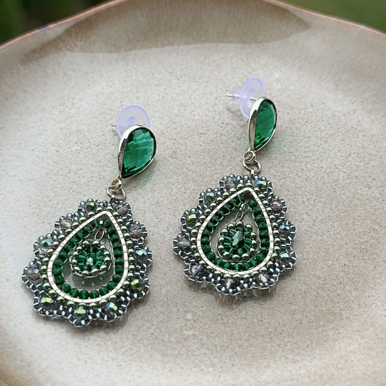 Emerald Teardrop
