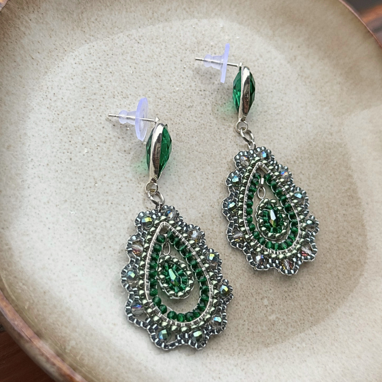 Emerald Teardrop